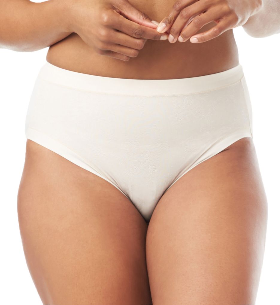 Olga Light Shaping Hi Cut Brief Panty GT7961P Olga Light Shaping Hi Cut Brief Panty GT7961P