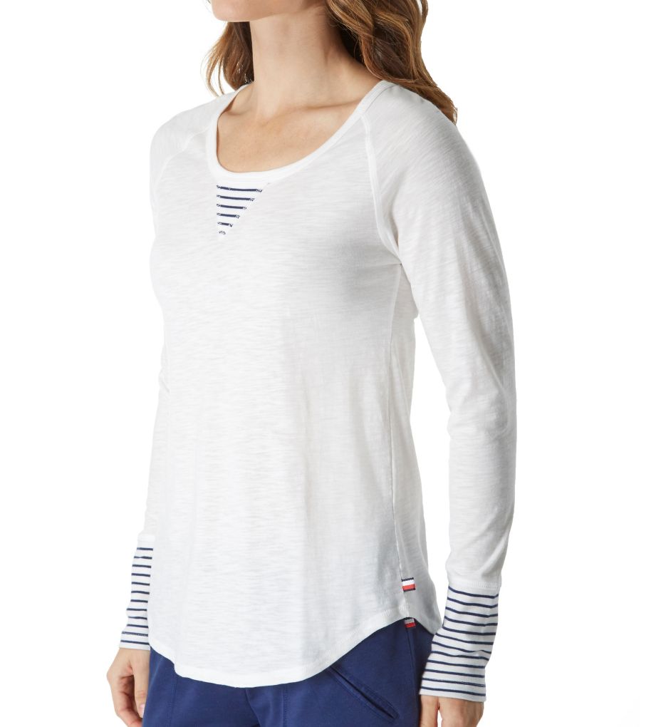 Tommy Hilfiger Core Lounge Long Sleeve Tee R26S138 Tommy Hilfiger Core Lounge Long Sleeve Tee R26S138